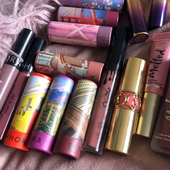 36 LIPSTICKS/LIQUID MOSTLY MATTE INCLUDING YSL, KYLIE, UD, TARTE - Worth +$700 - Picture 9 of 13